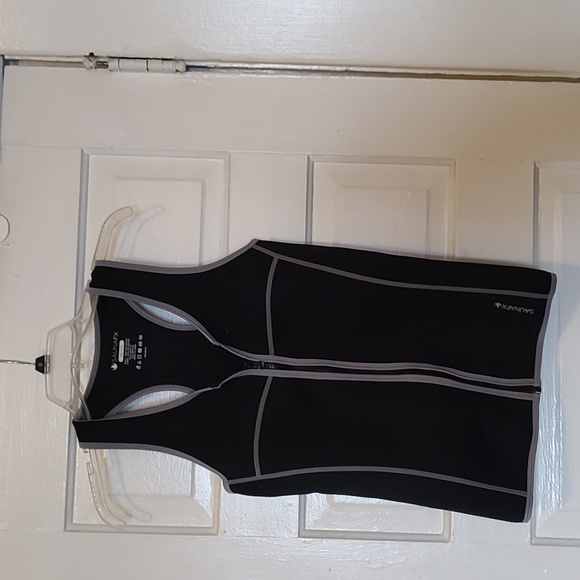 SaunaFX M Blk Women's Slimming Neoprene Sauna Vest with Microban Antimicrobial - Picture 1 of 4